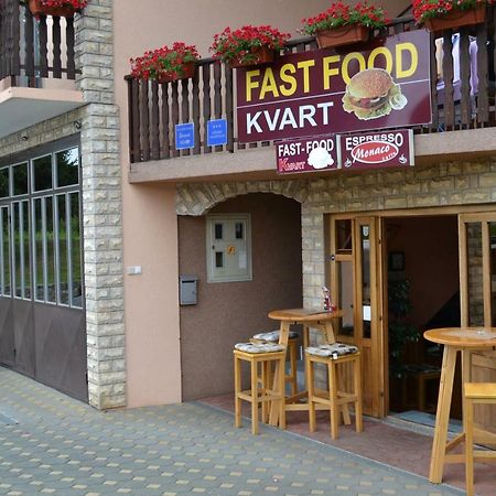 Guesthouse Zalac Слуни Экстерьер фото